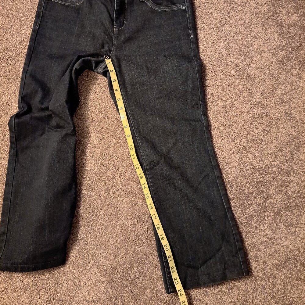 White House Black Market Feel Beaut Cropped Boot Leg Jeans W/Rhinestone Pockets - Picture 7 of 10